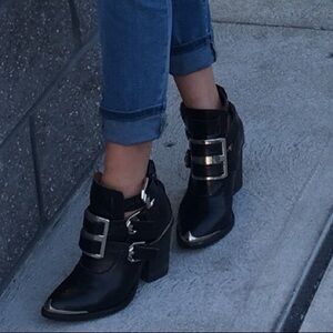 JEFFREY CAMPBELL HYATT bootie Chloe Rylee Black Leather Ankle Boots 8.5